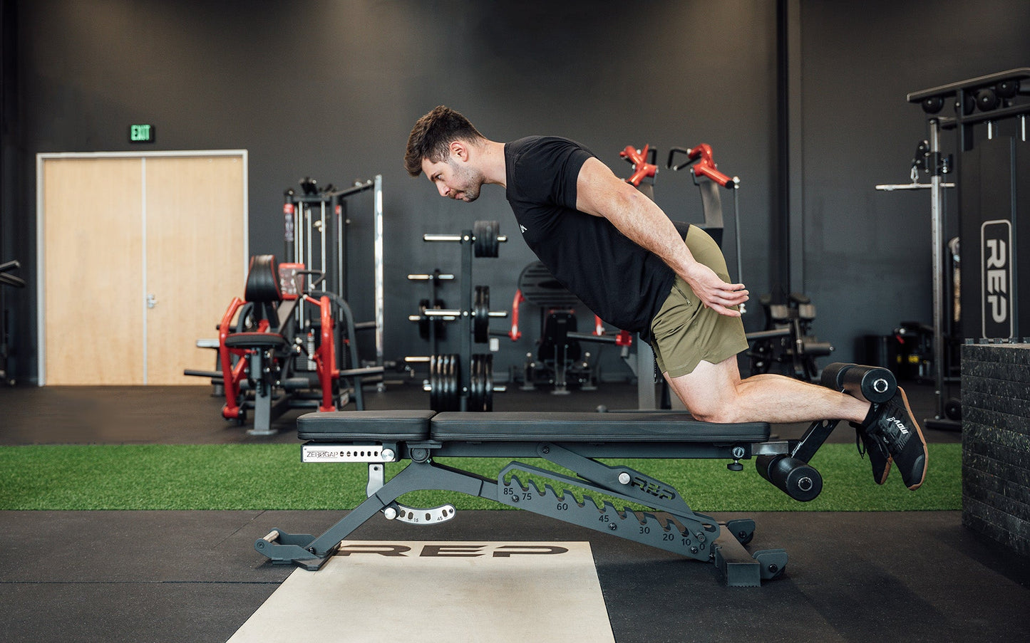 BlackWing™ - Adjustable Bench