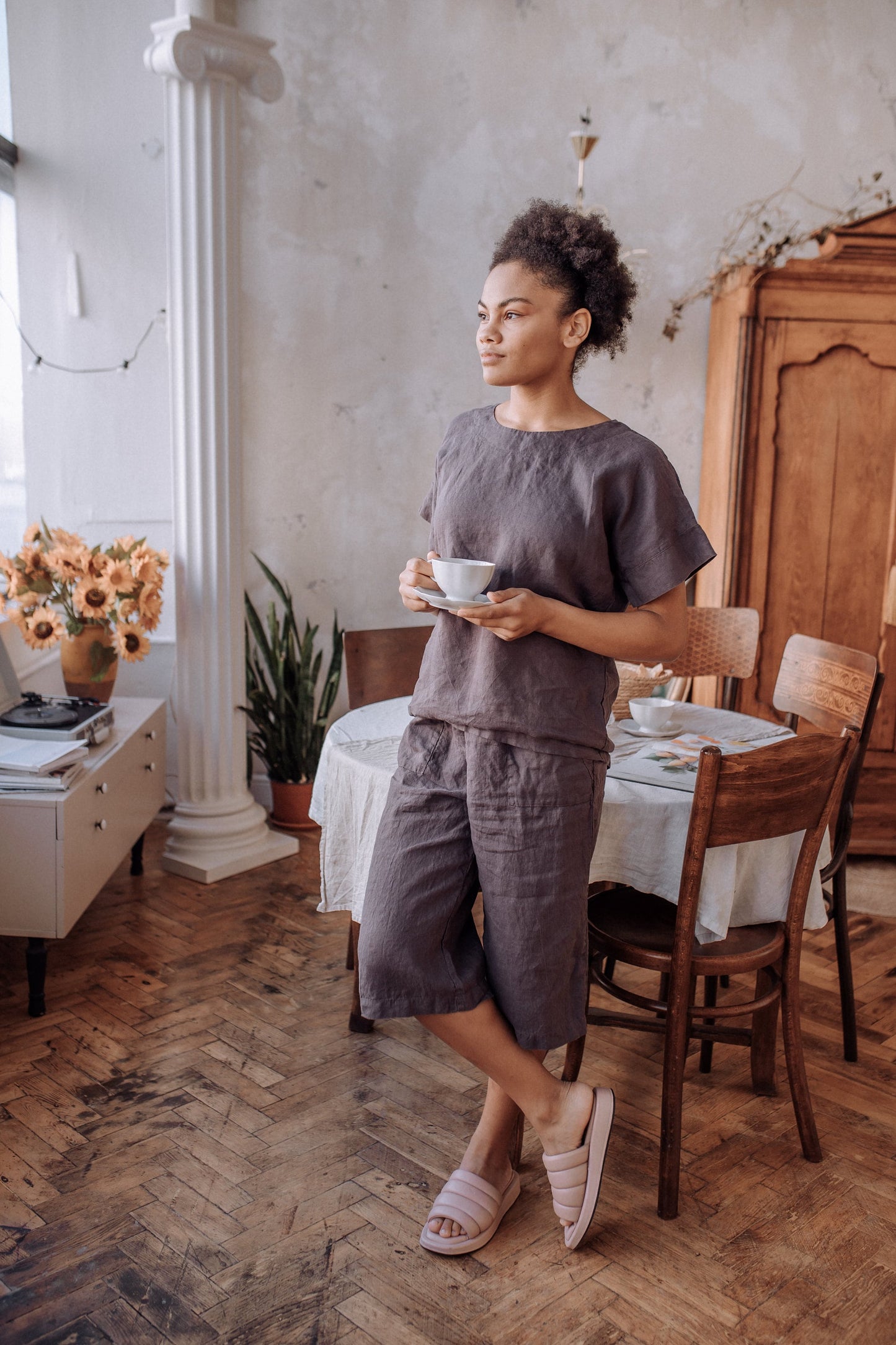LenokLinen Women's Linen Pajama Set Cropped Pants Short Sleeve Tee