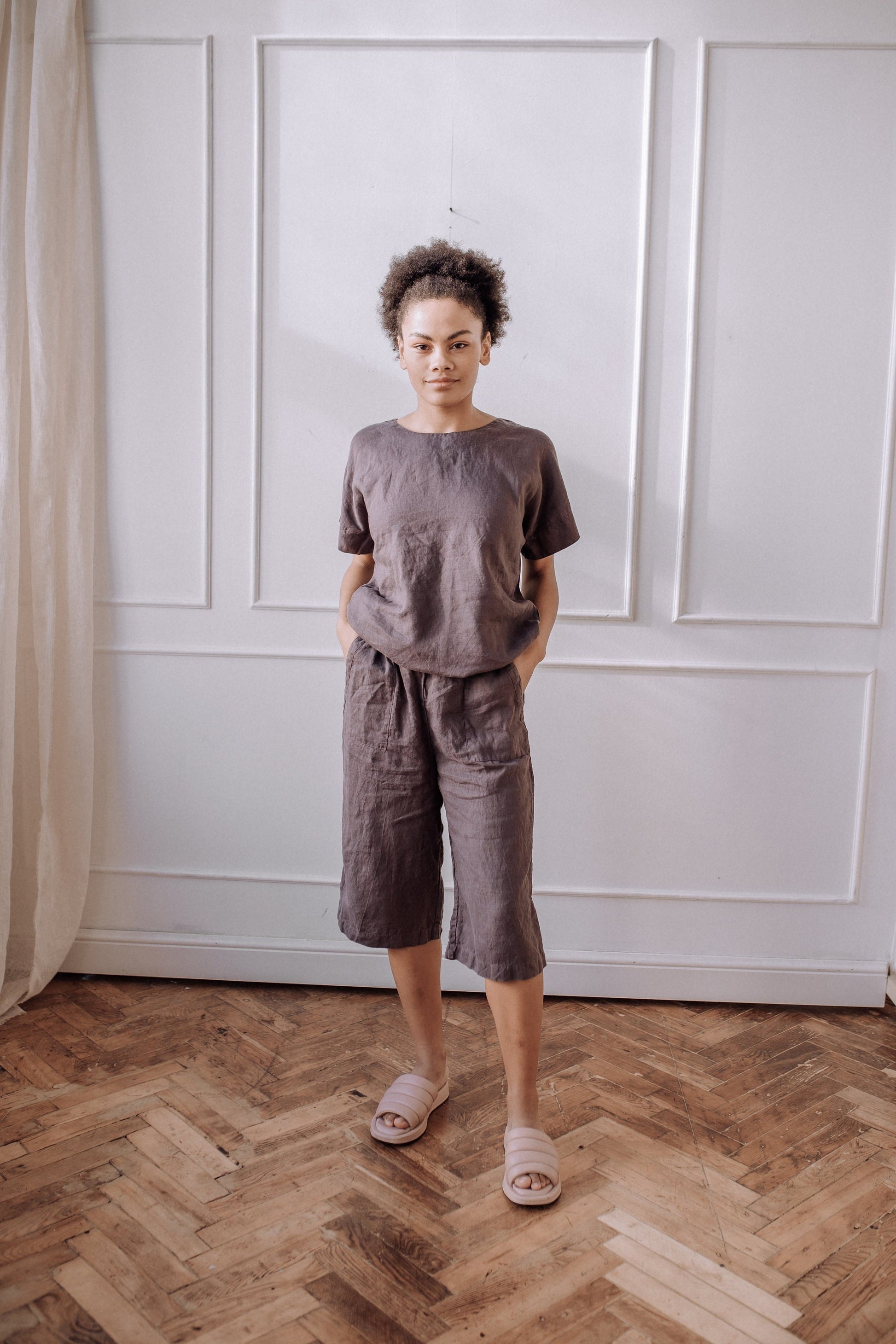 LenokLinen Women's Linen Pajama Set Cropped Pants Short Sleeve Tee